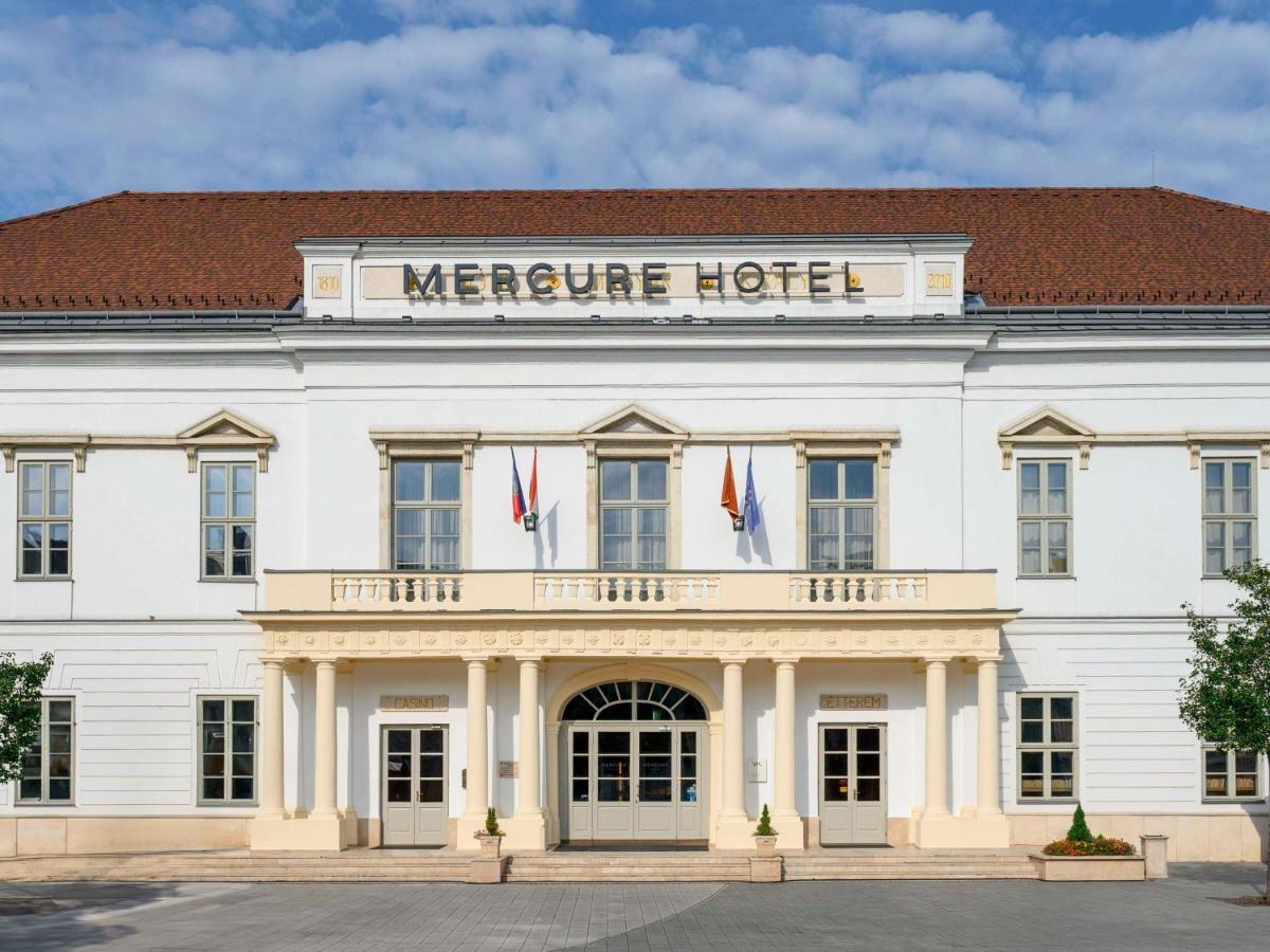 Mercure Szekesfehervar Magyar Kiraly Exteriör bild